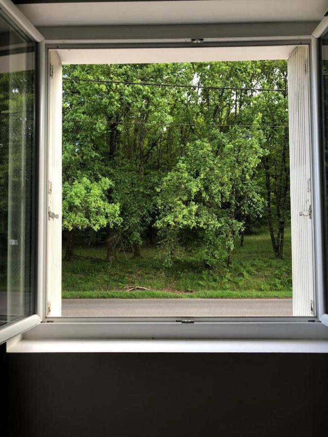 Logement A Brive Proche Centre-Ville Et Campagne - Climatisation, Wifi, Coin Exterieur Et Parking Prives 외부 사진